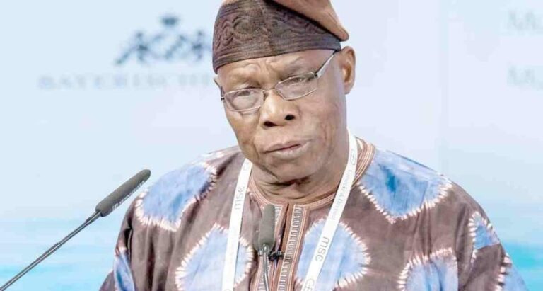 Opinion: Obasanjo and Obas – A Clash of Protocols