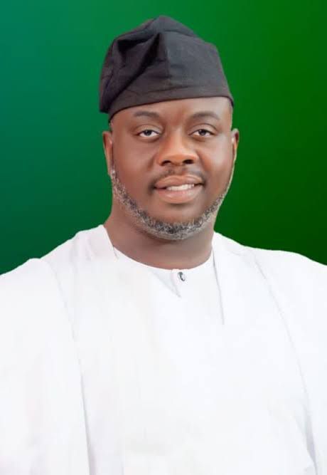 Governor Adeleke Congratulates Hon Lanre Oladebo on Birthday